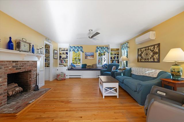 44 Old Heritage Way, Harwich, MA 02645