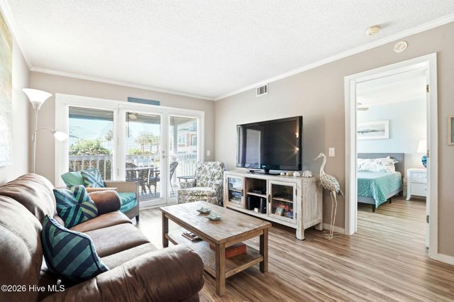 400 Virginia Avenue 105d, Carolina Beach, NC 28428