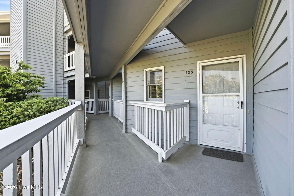 Image 16 of property listing at 400 Virginia Avenue 105d, Carolina Beach, NC 28428