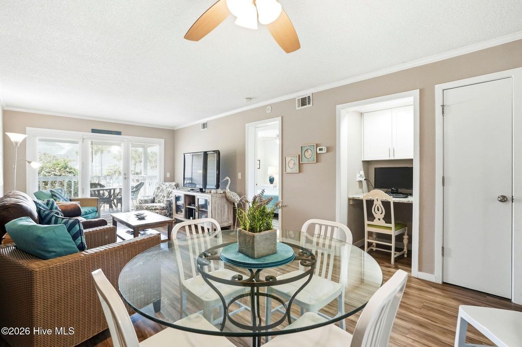 Image 18 of property listing at 400 Virginia Avenue 105d, Carolina Beach, NC 28428