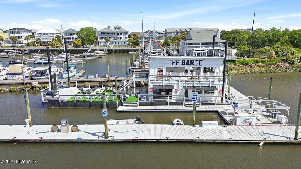 Image 41 of property listing at 400 Virginia Avenue 105d, Carolina Beach, NC 28428