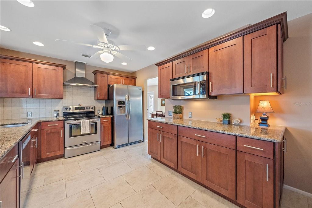 Image 17 of property listing at 1824 RAINTREE LANE, Venice, FL 34293