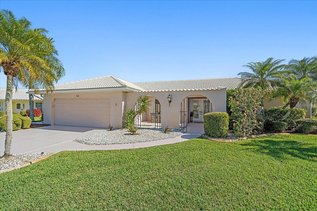 Image 52 of property listing at 1824 RAINTREE LANE, Venice, FL 34293