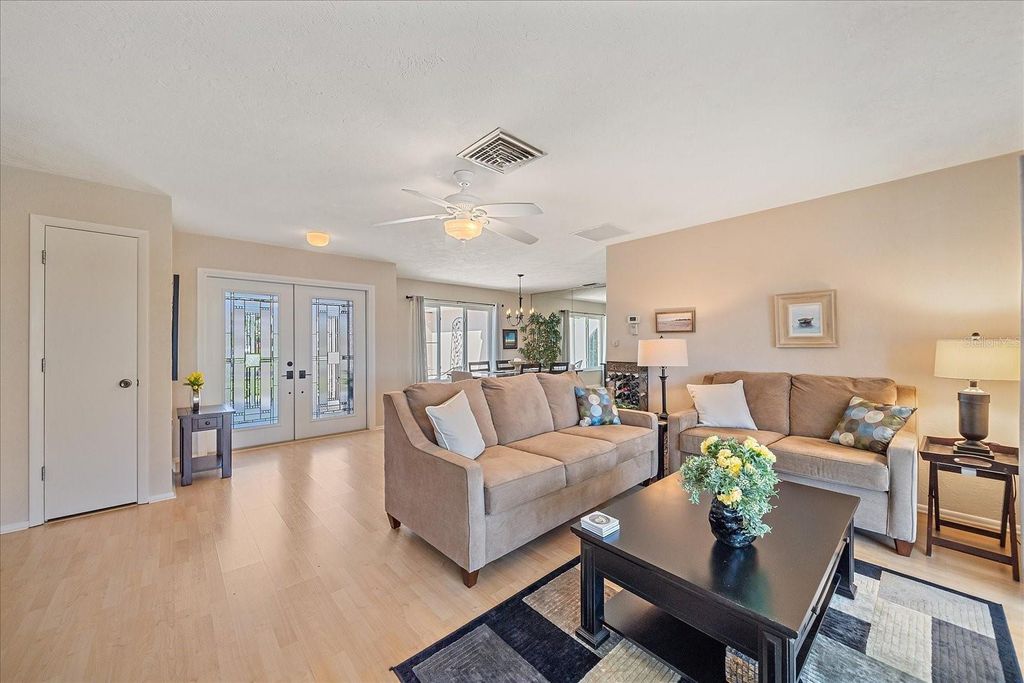 Image 8 of property listing at 1824 RAINTREE LANE, Venice, FL 34293