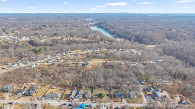 511 Spring Street, Rogers, AR 72756