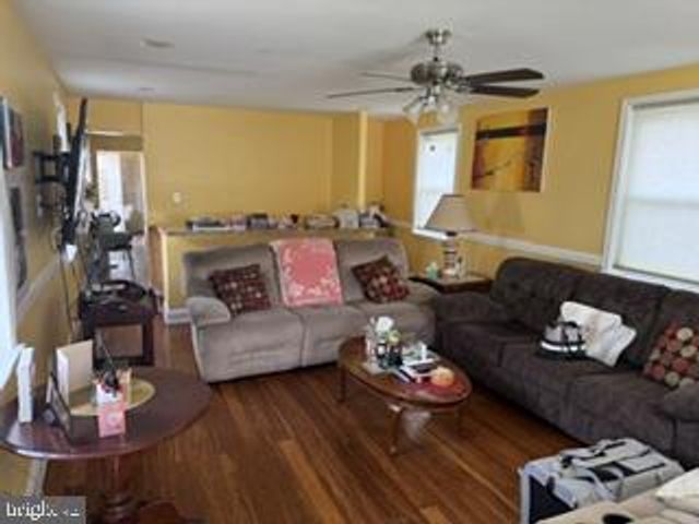 229 E PRICE ST, Philadelphia, PA 19144