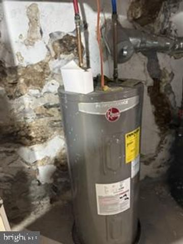 229 E PRICE ST, Philadelphia, PA 19144