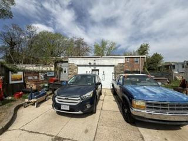 229 E PRICE ST, Philadelphia, PA 19144