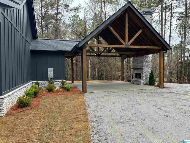 263 COUNTY ROAD 18, Roanoke, AL 36274