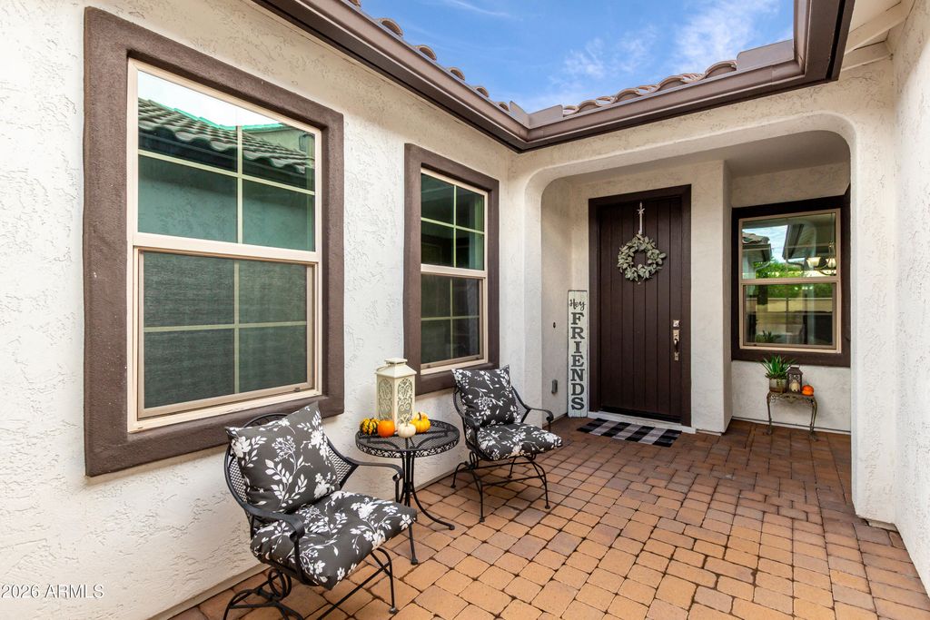 10815 E RAMBLEWOOD Circle, Mesa, AZ 85212 — exterior