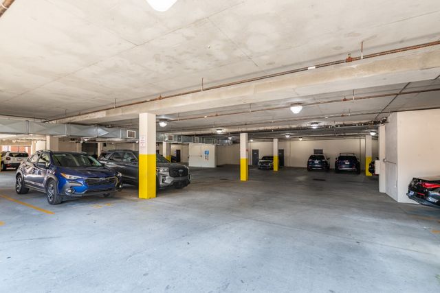 210 30th Ave N Apt 409, Nashville, TN 37203