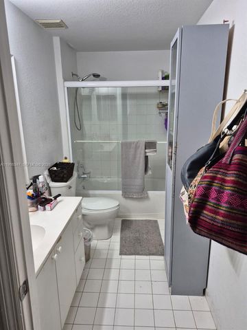 6930 NW 179th St 403-8, Hialeah, FL 33015