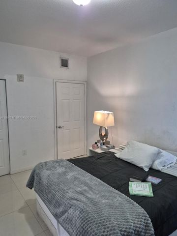 6930 NW 179th St 403-8, Hialeah, FL 33015