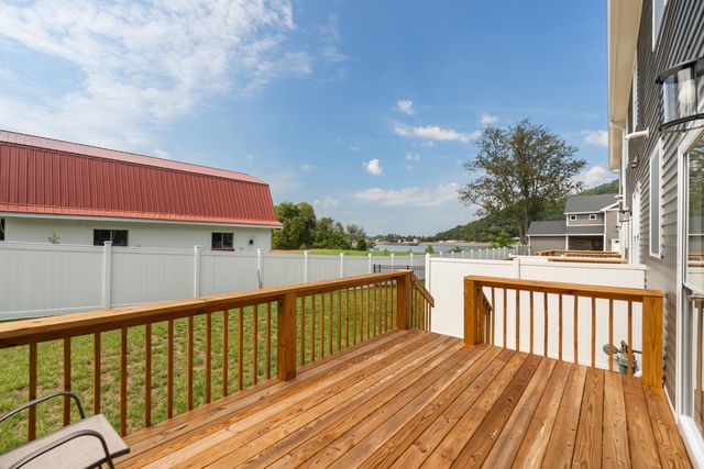 45 Jordon Drive, Winfield, WV 25213