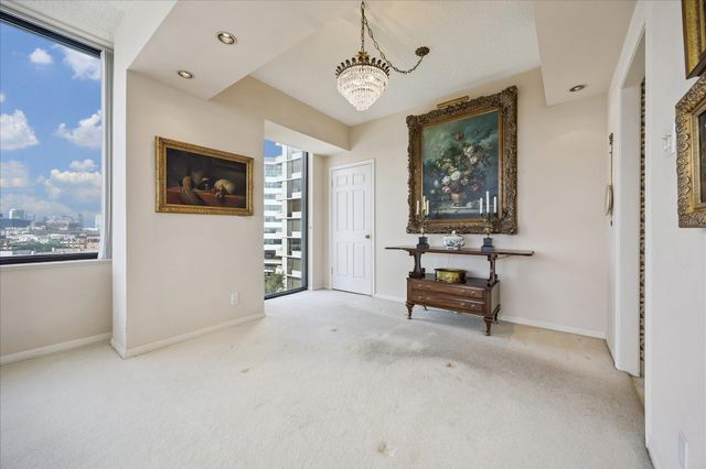 15 Greenway Plaza 9F, Houston, TX 77046