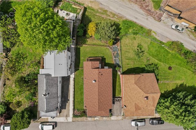 242 Freidel St, Whitaker, PA 15120