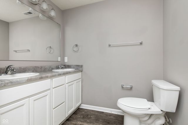 6550 Sulgrove Place, Indianapolis, IN 46221