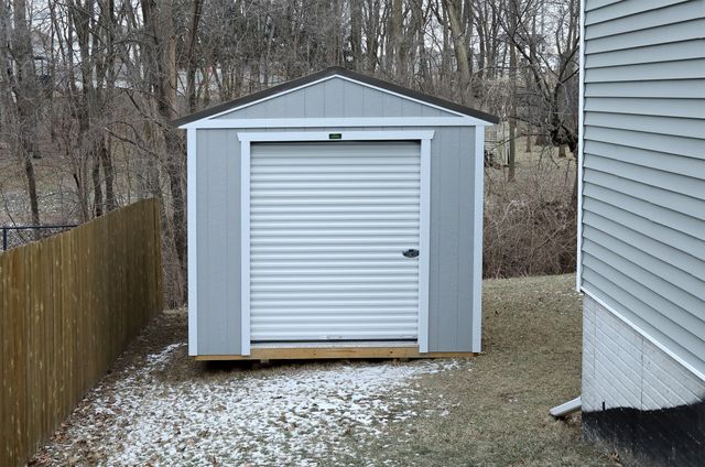 4853 E Hull Avenue, Des Moines, IA 50317