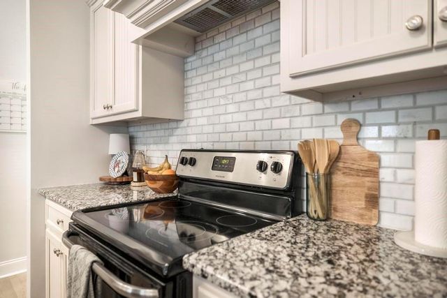 116 Alexis Way, Byron, GA 31008