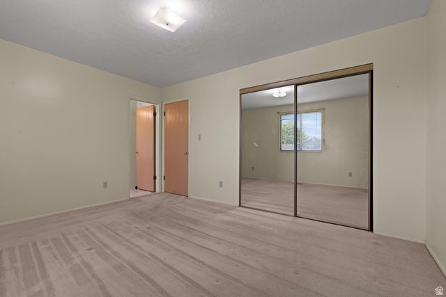 2898 W 4425 S, Roy, UT 84067