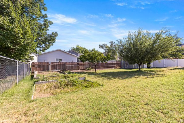 2898 W 4425 S, Roy, UT 84067