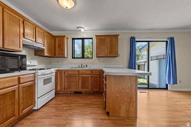 2898 W 4425 S, Roy, UT 84067
