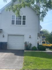 2544 Dickens Drive 2544, Aurora, IL 60503