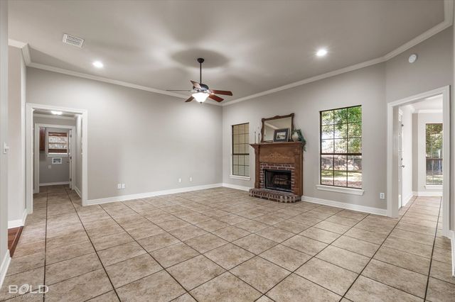 321 Blue Fox Circle, Haughton, LA 71037