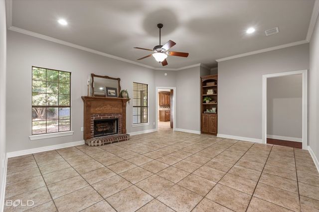 321 Blue Fox Circle, Haughton, LA 71037