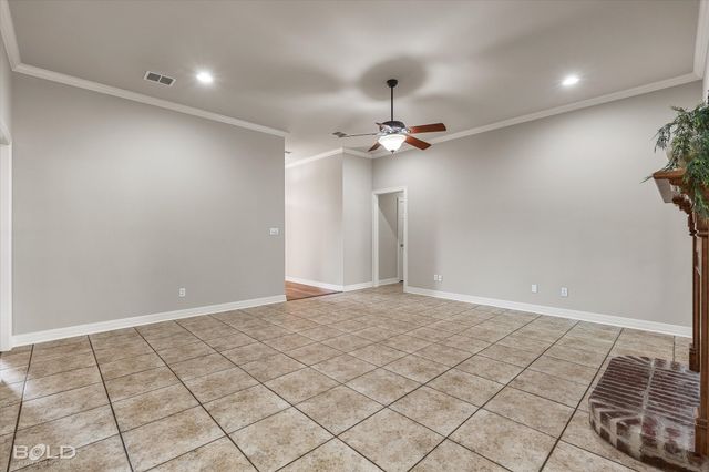 321 Blue Fox Circle, Haughton, LA 71037