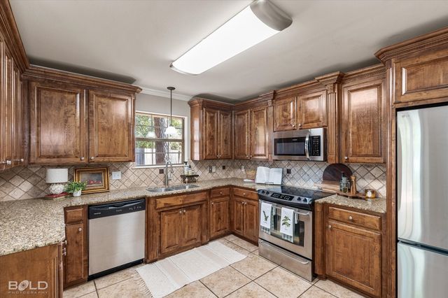 321 Blue Fox Circle, Haughton, LA 71037