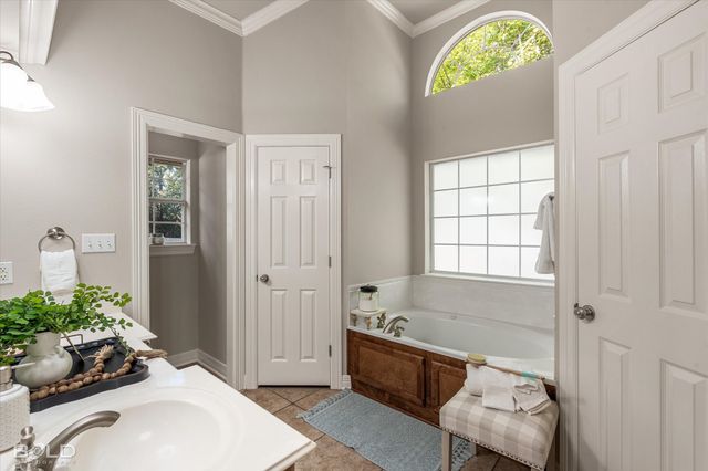 321 Blue Fox Circle, Haughton, LA 71037