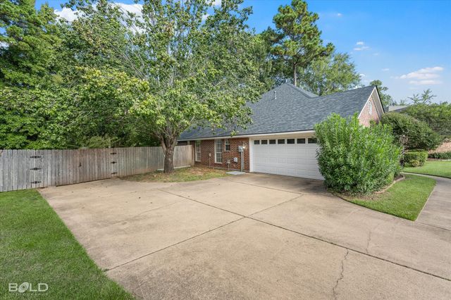 321 Blue Fox Circle, Haughton, LA 71037