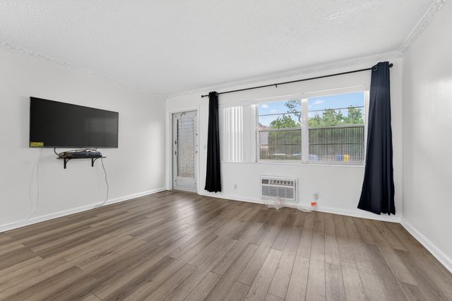 234 Canterbury K, West Palm Beach, FL 33417