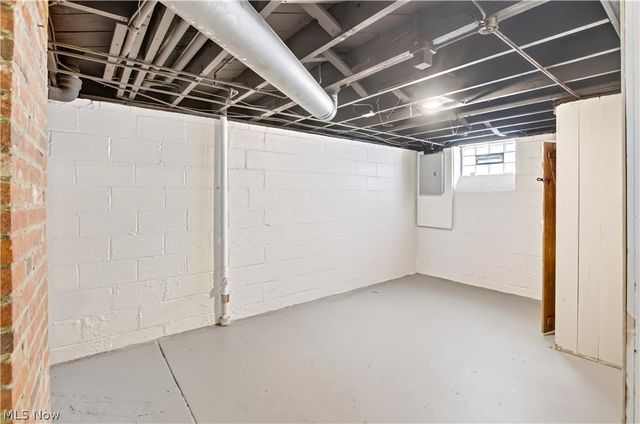 2808 Portman Avenue, Cleveland, OH 44109