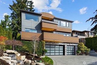 11262 SE 34th St, Bellevue, WA 98004