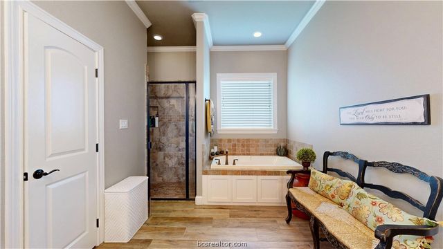2912 Archer Drive, Bryan, TX 77808