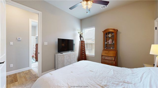 2912 Archer Drive, Bryan, TX 77808