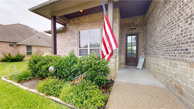 2912 Archer Drive, Bryan, TX 77808