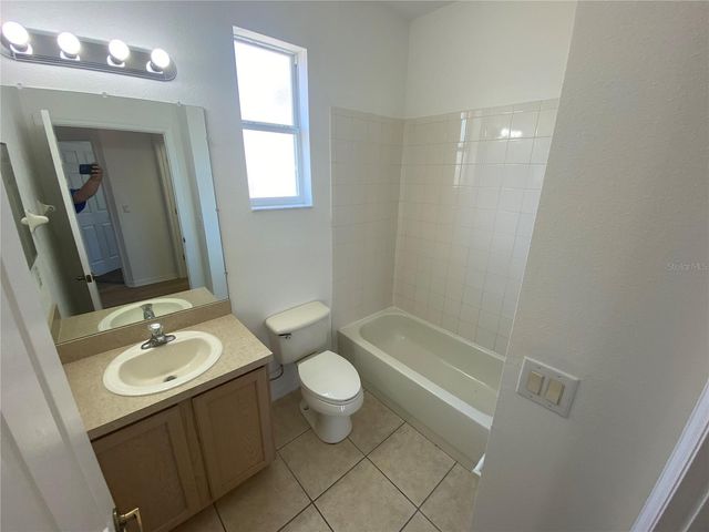 414 RYANS RIDGE AVENUE, Eustis, FL 32726