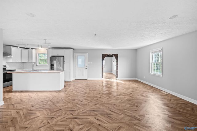 21528 Edgewood Road, Athens, AL 35614