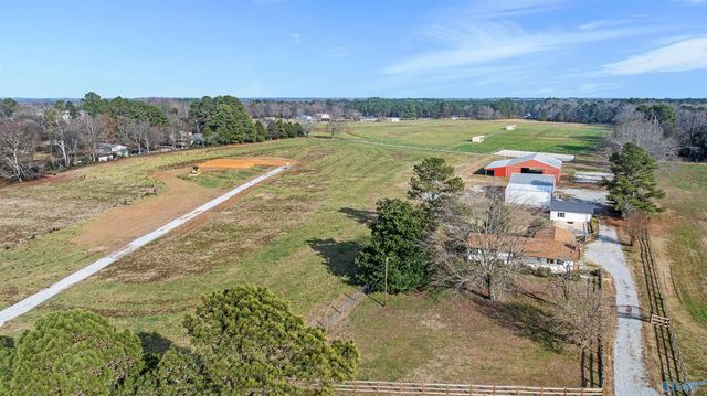 21528 Edgewood Road, Athens, AL 35614