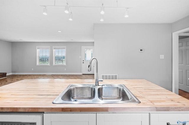 21528 Edgewood Road, Athens, AL 35614