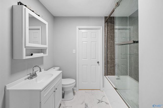 21528 Edgewood Road, Athens, AL 35614