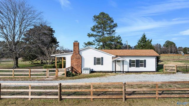 21528 Edgewood Road, Athens, AL 35614
