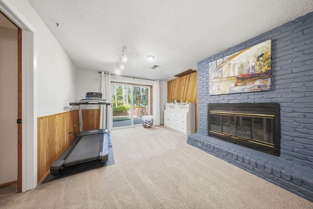 745 10th Street N, Hudson, WI 54016