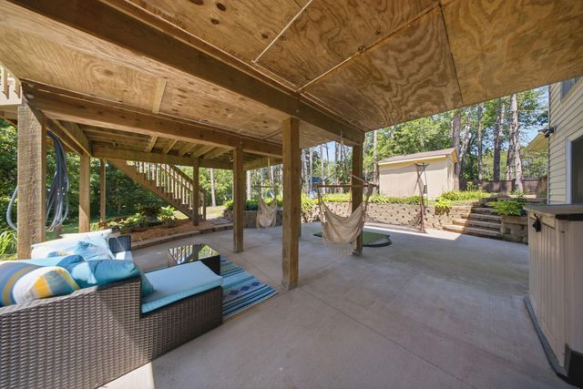 745 10th Street N, Hudson, WI 54016