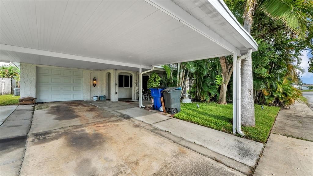 2015 ESSEX DRIVE, Holiday, FL 34691
