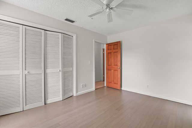 1019 Hickory Trail, Wellington, FL 33414