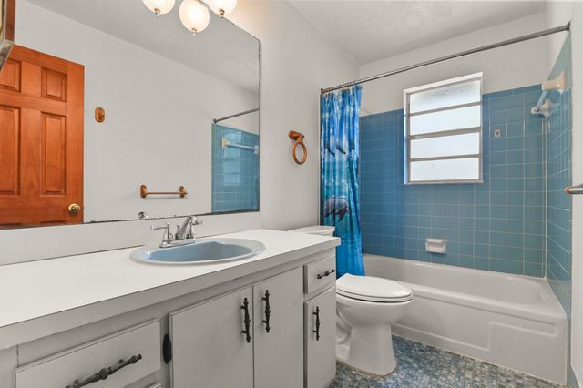 1019 Hickory Trail, Wellington, FL 33414